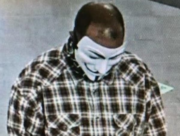 Tampa Police Seeking Bank Robbery Suspect, TD Bank