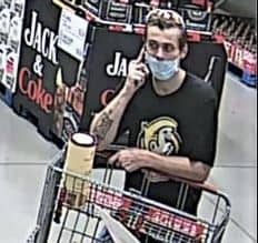 Liquor Thief – Clearwater Police Need Your Help