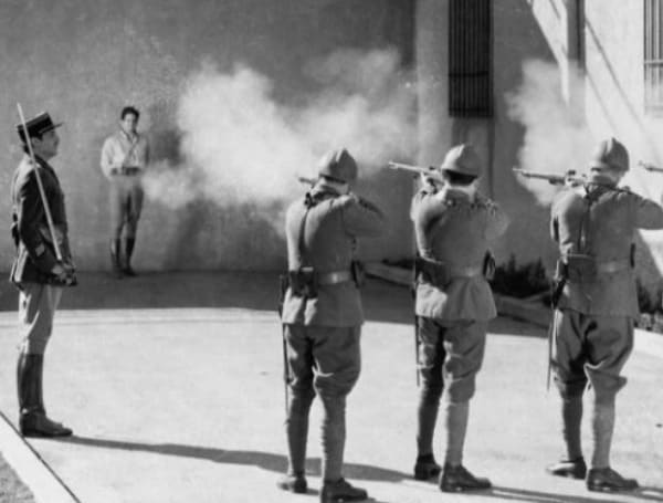 South Carolina Supreme Court Stops Executions Of 2 Men Until Firing Squads Can Be Formed