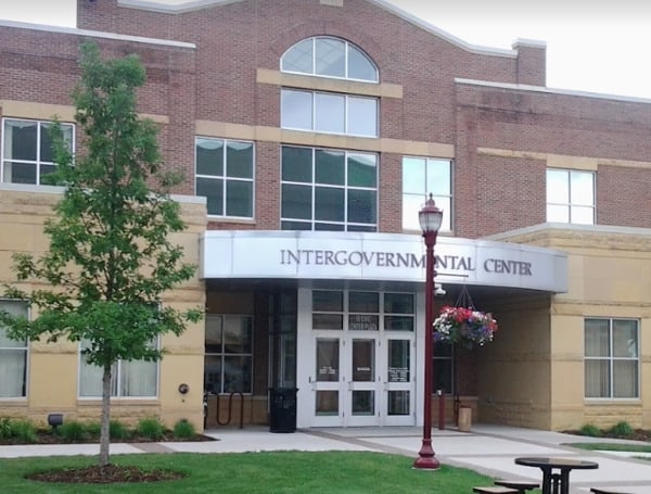 In Launching A Mentoring Program, A Minnesota School Board Votes To Pay Based On Skin Color