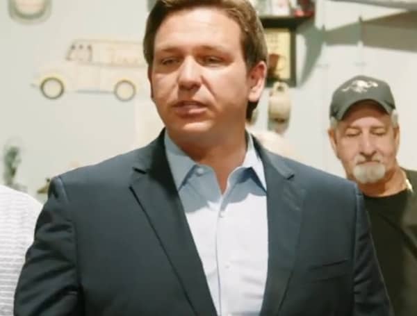 DeSantis Vetoes Florida Redistricting Plan, Calls Special Session