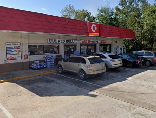 Deputies Searching For Battery And Attempted Carjacking Suspect At Circle K Thursday