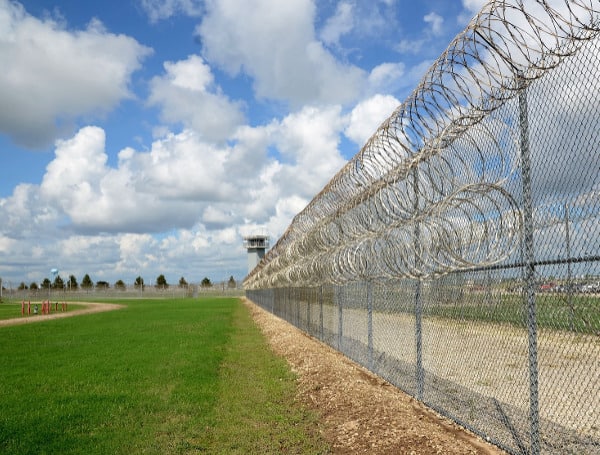 State Continues Tapping Florida National Guard For Prisons