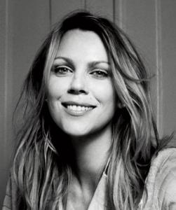 7555076 lara logan 251x300 1