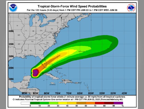 Storm Expected To Bring Rain, Strong Winds To Florida