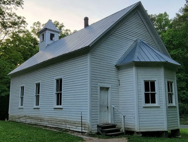 Graveyard Ghosts: Ghost Hunting With Two Spirits At Primitive Church