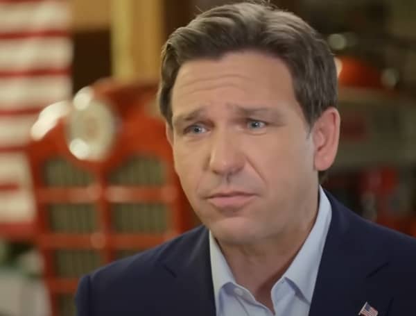 Top Strategist For Florida Gov. DeSantis PAC Resigns Just Weeks Before Iowa Caucus