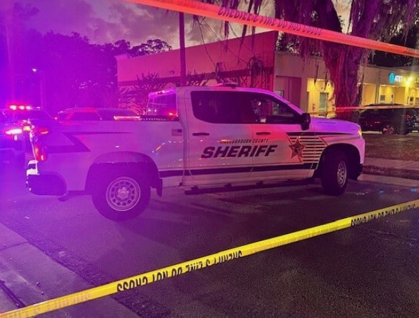 Man Shot And Killed Near Advanced Auto Parts In Brandon On Highview Rd