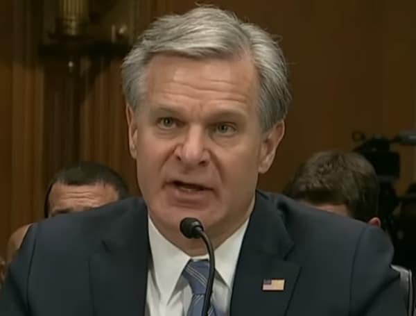 GOP Sen Calls FBI Director Wray ‘A Good Man,’ Says He Has ‘No Complaints’ About His Job Performance