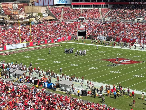 Rock Riley: Inside That Buccaneer Locker Room, It Was Reflief