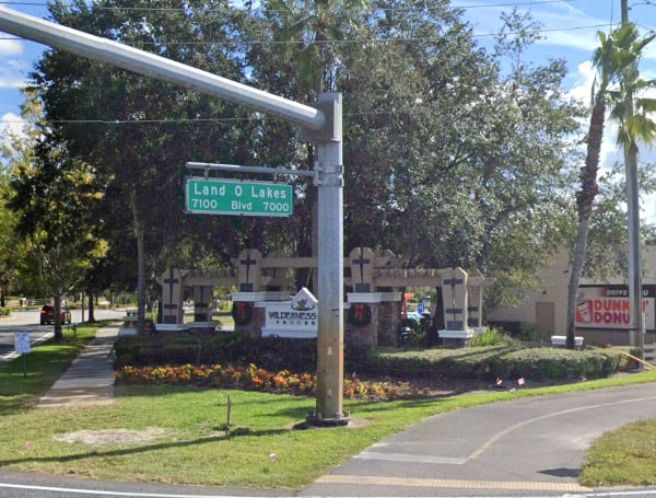 Water Restored After Water Main Break Shuts Down Wilderness Lake Blvd At U.S. 41