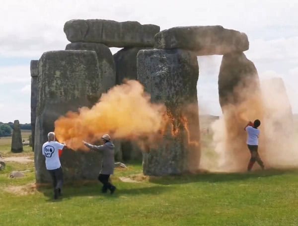 Anti-Oil Activist Who Vandalized Stonehenge Recounts Being Bullied By American Bros Chanting ‘Oil’