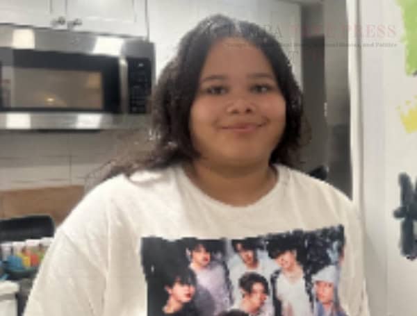 Pasco Sheriff’s Deputies Search For Missing 14-Year-Old Selina Cothron In New Port Richey