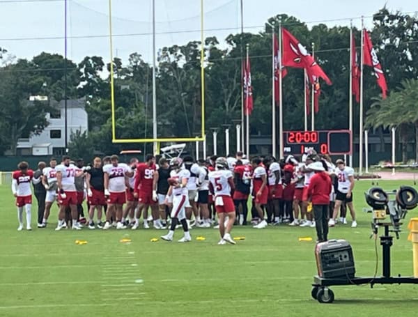 Bucs Facing A Raiders Team That Hasn’t Quit