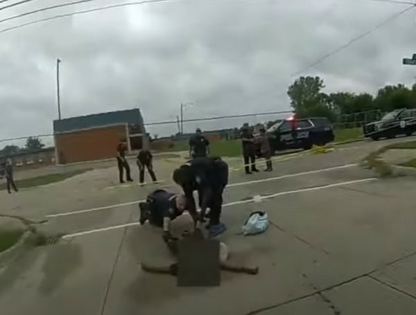 2 Michigan Police Officers Awarded Carnegie Medal For Rescuing Electrocuted Child