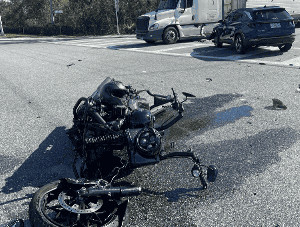 San Antonio Motorcyclist Killed In Three-Vehicle Crash On SR-52 In Pasco County