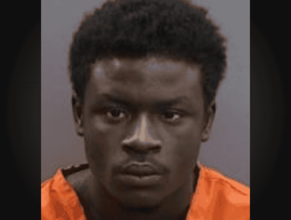Tampa Man Arrested For Attempted Murder After University Club Drive Stabbing
