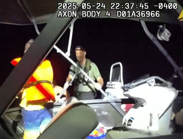 Family Rescued By HCSO Deputies After Boat Runs Aground Near Alafia River